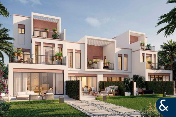 5 Bedroom | End Unit | Close to Lagoon