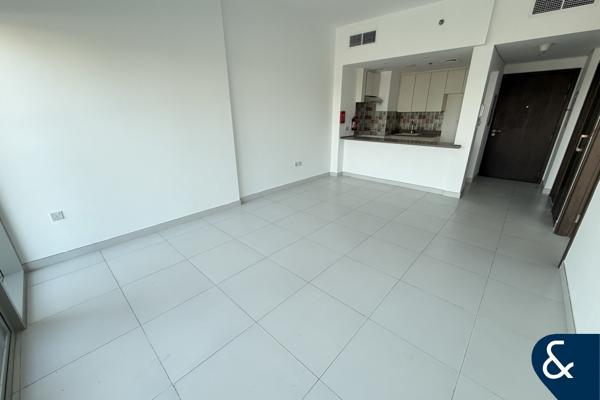 Low Floor | 1 Bed | Convenient Location