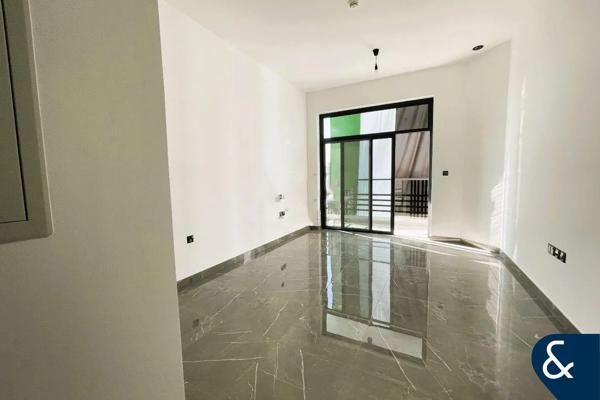 Brand New | Luxury Apt | Investors Deal