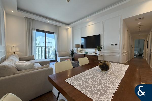 Exclusive | Pool view | Upgraded | 3 Beds