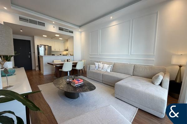 Exclusive | Pool view | Upgraded | 3 Beds