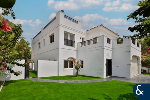 Stunning Villa | Private Pool | Furnished