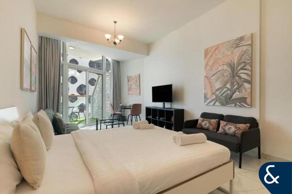 Burj Views |  Modern Building | Canal Views