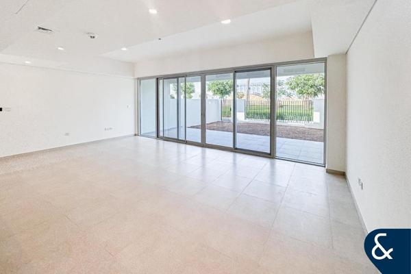 Cyrus Style | 3 Plus Maids | Single Row Unit