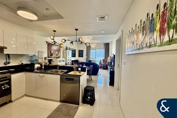 2 Bedroom | Upgraded | Vacant On Transfer