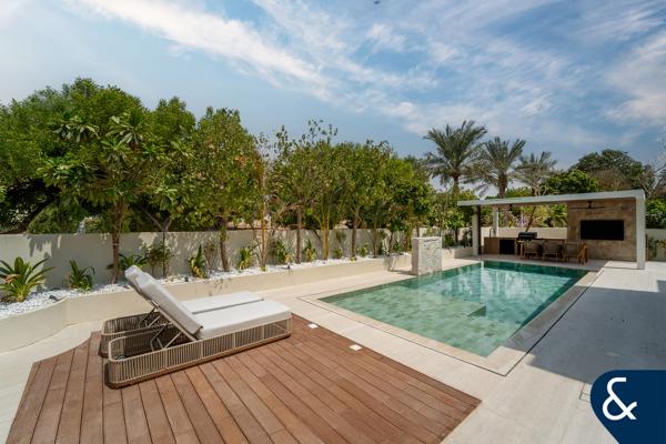 4 Bedrooms | Fully Upgraded | Exclusive