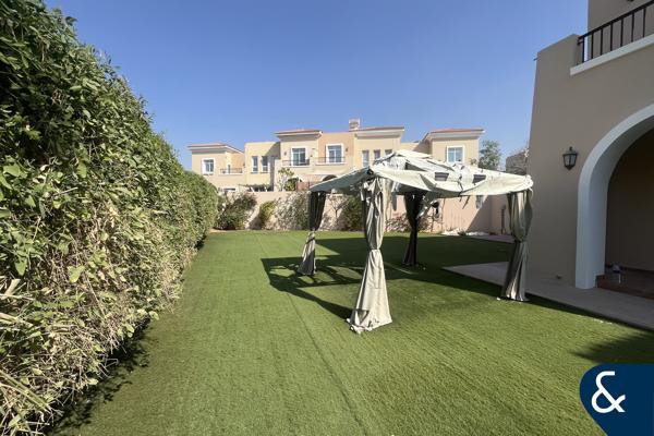 Lake View | Vacant | Well-maintained | 3 Bed