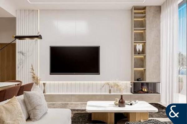 1 Bedroom | Walk to Metro | Mid Level Floor