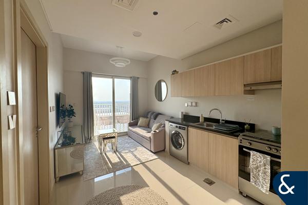 Exclusive | Furnished I Multiple Cheques