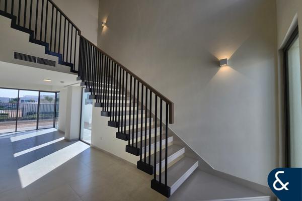 Sleek Style | 3 Balconies | Amazing Location