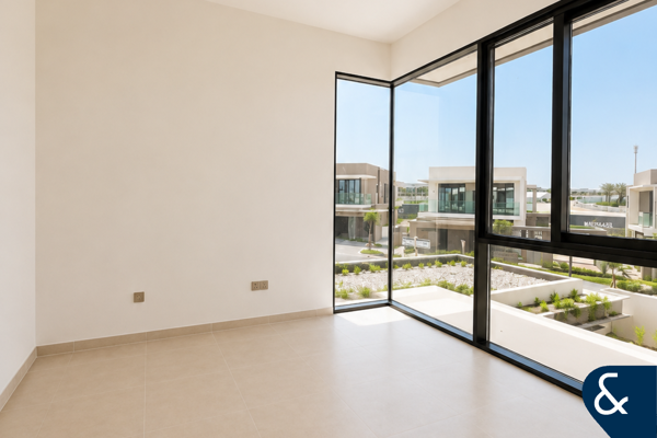 4 Bed | Vacant | Brand New | Spacious