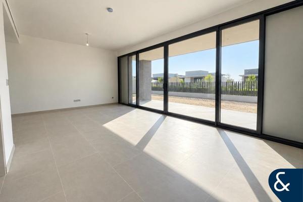 4 Bed | Vacant | Brand New | Spacious