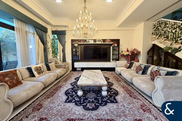 5 Bed + Maid | V3 Type | Single Row | VOT