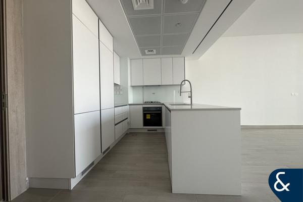 3 BED PLUS MAIDS | VACANT | COMMUNITY VIEW