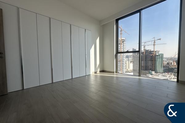 3 BED PLUS MAIDS | VACANT | COMMUNITY VIEW