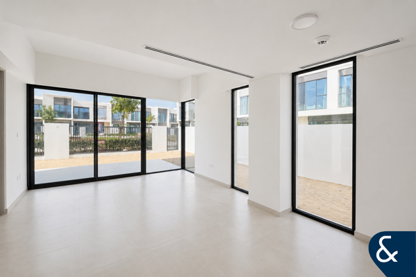 4BR+Maids | On The Park | Vastu | Corner Unit