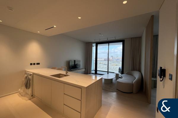 Luxury | Furnished | Vacant | 1 Bathroom