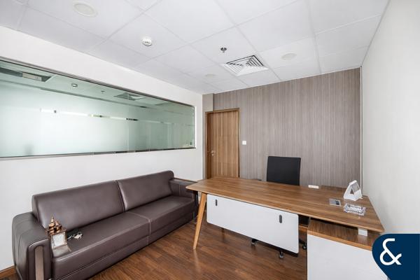 Close to Metro | Furnished | Vacant Now