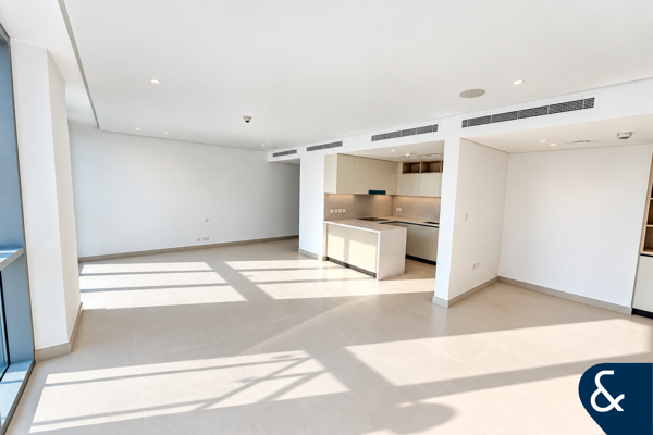 Modern | Marina View | 2 Bedroom | Vacant