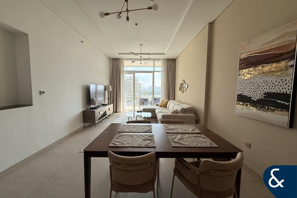 Luxury Living | Furnished | Bright Unit