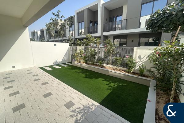 Landscaped | Prime Location | Vacant Now