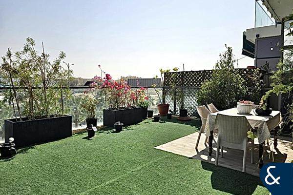 Park Facing | Vacant on transfer | Maids room