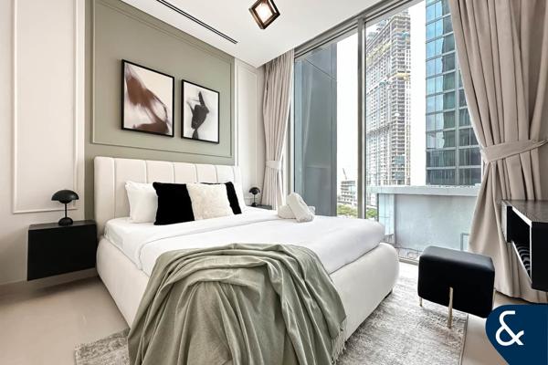 VOT | Upgraded | 1 Bedroom + Study