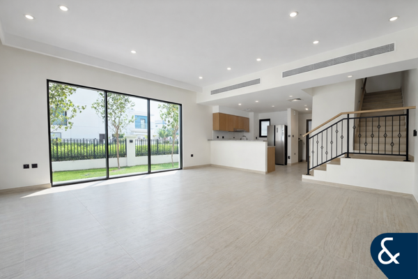 Bigger Plot I Corner Unit I Prime Location