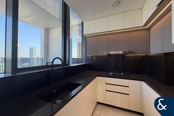 Luxury Brand-New Penthouse | Spacious Layout