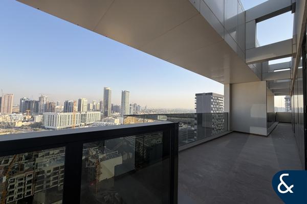 Luxury Brand-New Penthouse | Spacious Layout