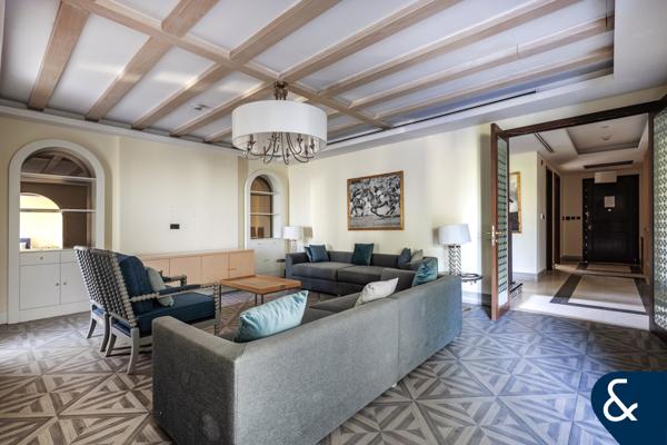 Furnished I Available Now I 4 Bedroom