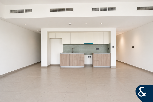 Single Row | Vacant Soon | Middle Kitchen