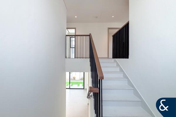 Vacant | Immaculately Landscaped | Spacious