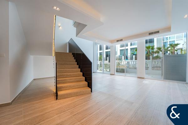 Corner | Available Now | 4,940 Sq. Ft.