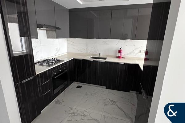 Vacant Now | 2 Bed | High Floor |Spacious