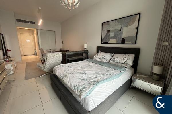 Large Studio | Sea View | Prime Location