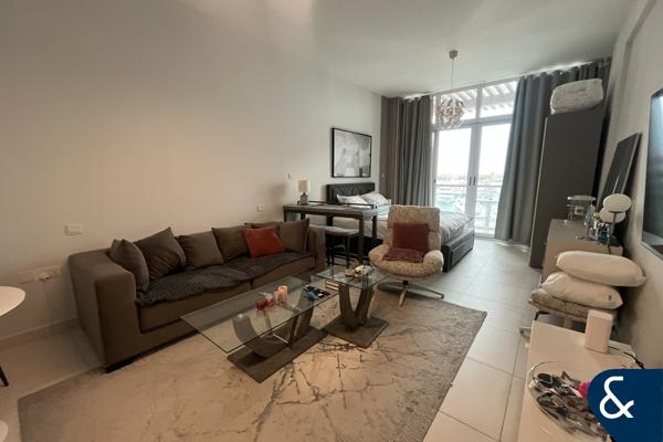 Large Studio | Sea View | Prime Location