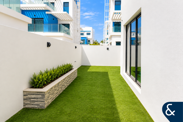 Prime Plot | Flexible Cheques | Landscaped