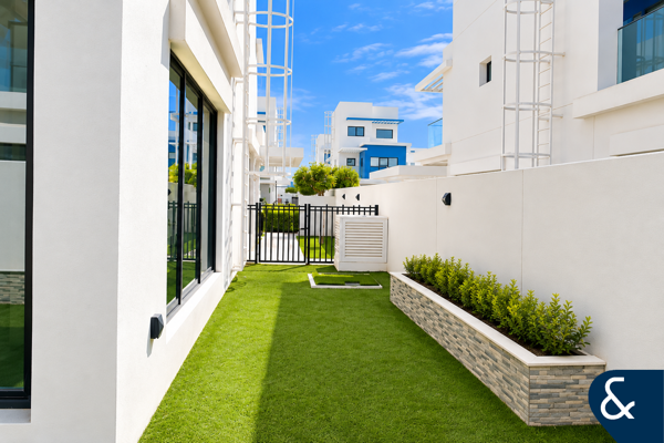 Prime Plot | Flexible Cheques | Landscaped