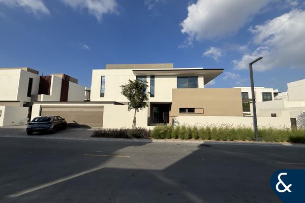 Private Pool | Spacious | Multiple Cheques