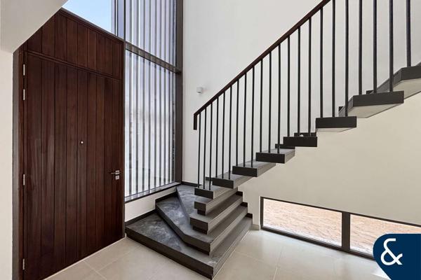 Close to Pool | End Unit | Vacant/Ready Now