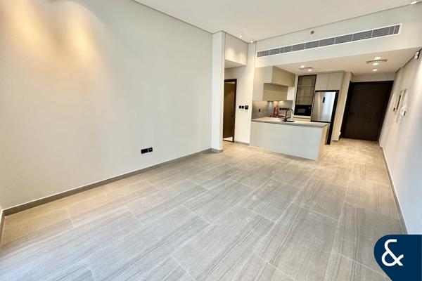 Furnished | Pool View | Corner | Brand New