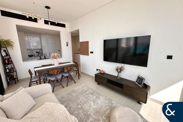 Vacant | Furnished | Private Pool | Upgraded