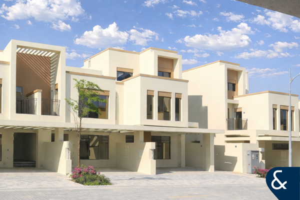 PARK BACKING | INTERNAL SINGLE ROW |  4 BED