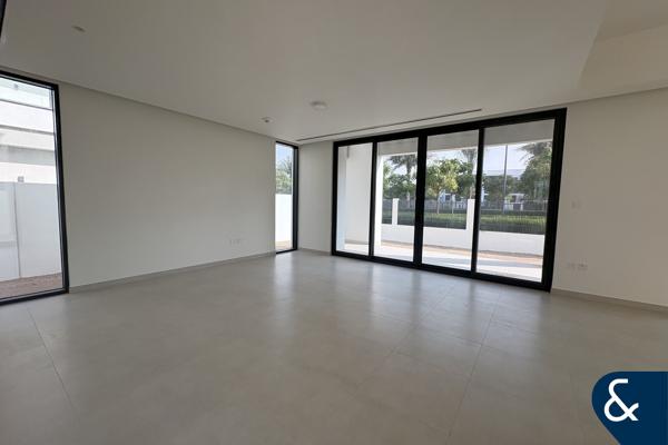 4 Bedrooms I Close to pool I Available now