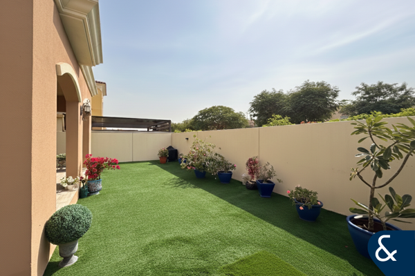 Standalone Villa | Large Plot | Single Row