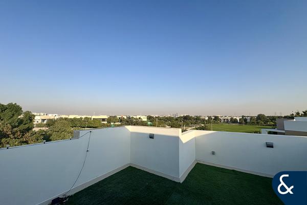 Large Corner Plot | 4 Bed + M | Park Backing