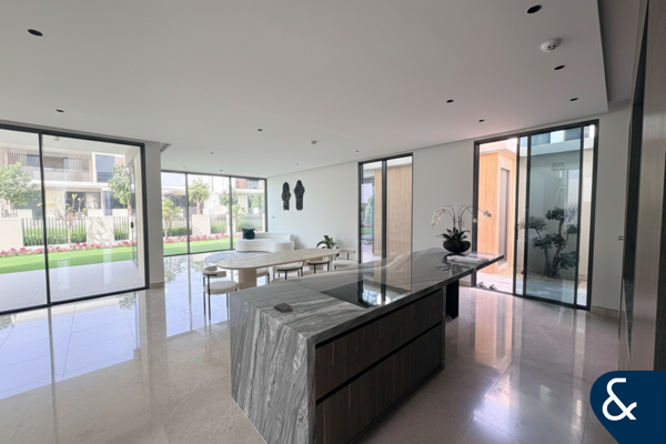 Park View | Fully Upgraded | Unfurnished