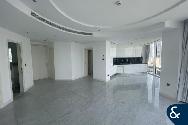 Vacant | Panoramic Canal Views | Unfurnished