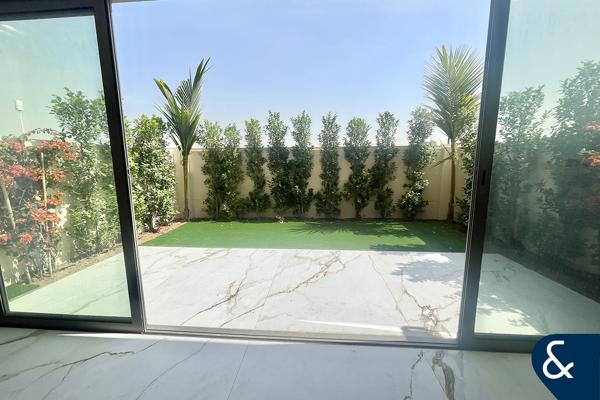 3 Bed | Landscaped | Opposite Lagoon | Vacant